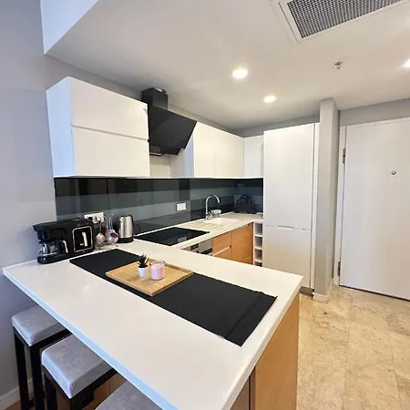 Apartament Retreat To Stylish 1br 1ba W/free Wi-fi